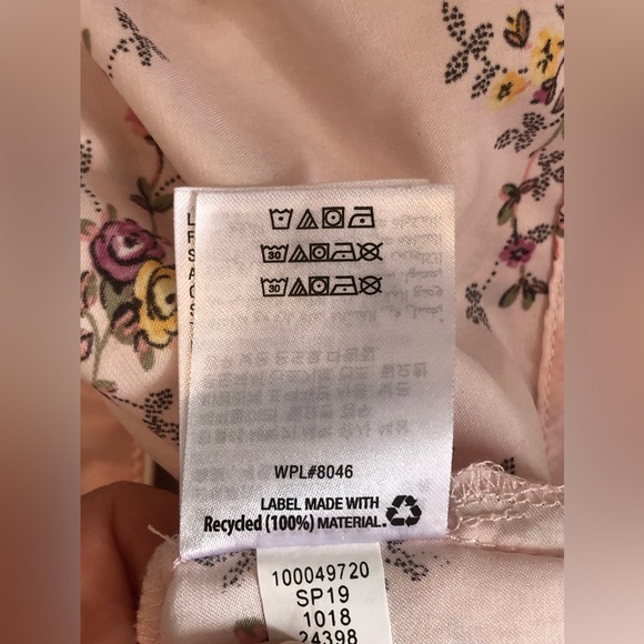 CHARTER CLUB sL soft pink floral PJ’s Beautiful and so soft/silky Shorts/top - Picture 6 of 6